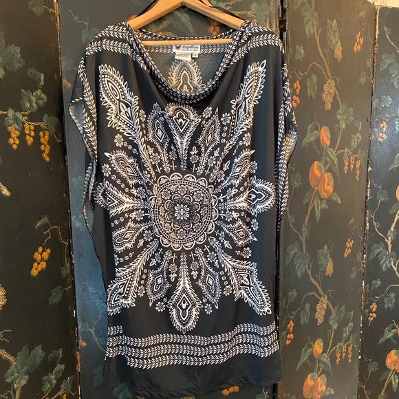 Papillon Tunic - Picture 2 of 6